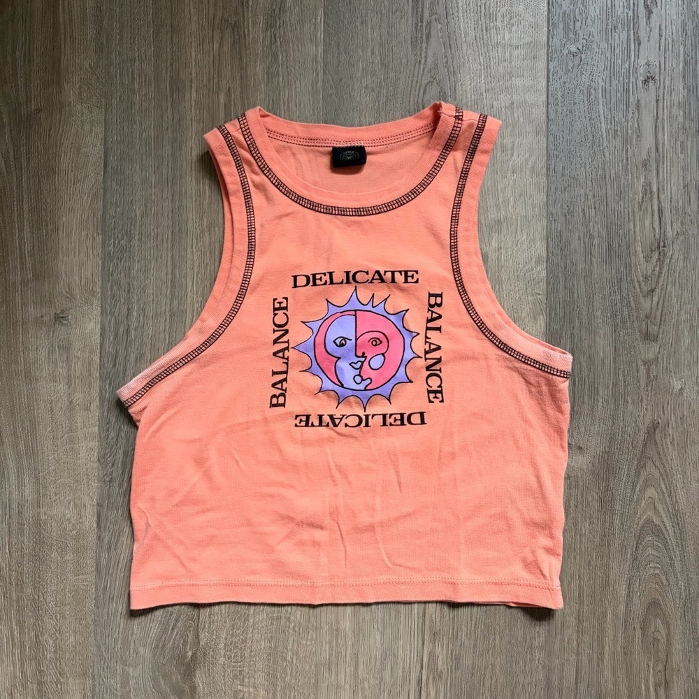 Delicate & Balance Cropped Tank Top - Picture 2 of 4